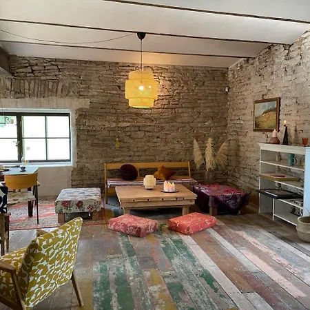 Vasalemma Country Retreat